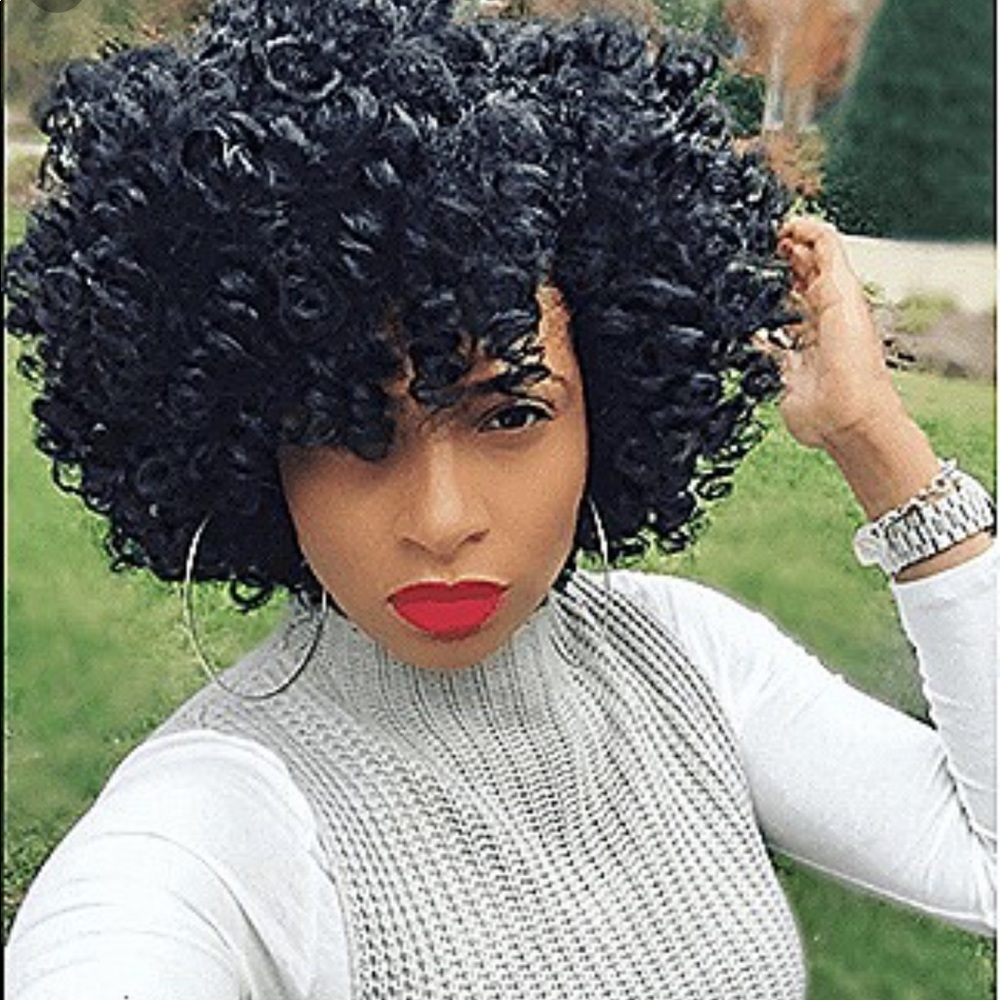 Meet your Posher, Bella